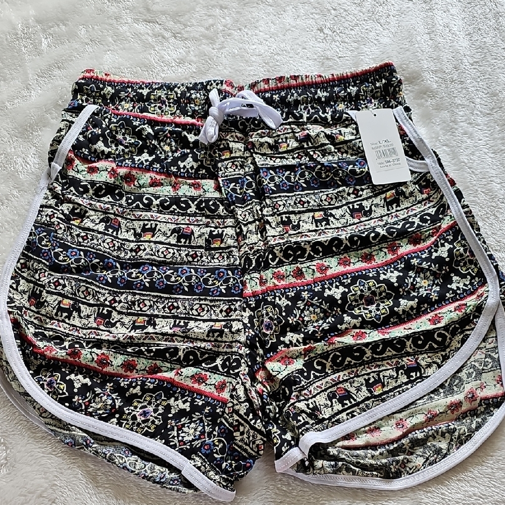Black and White Athletic Shorts with Curved Hem